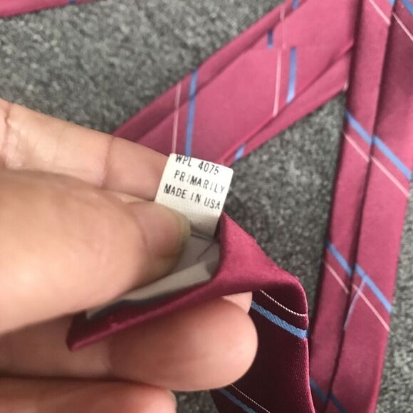 Wembley Men Dark Pink Gray Blue Lined Diagonal Polysilk Luxury Tie W:3” L:57” - Picture 7 of 7